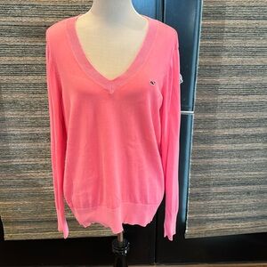 Vineyard Vines pink v-neck sweater Large